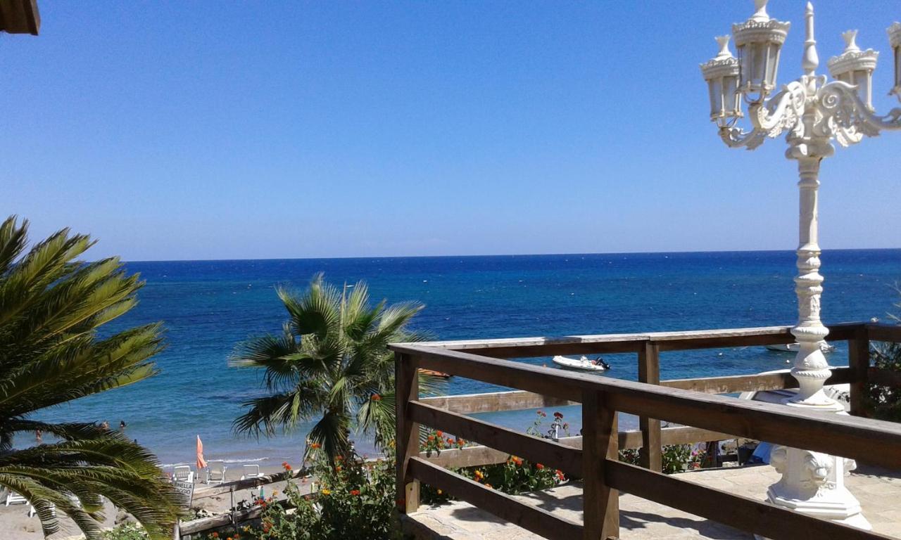 Villa Ida Capo Rizzuto Exteriör bild