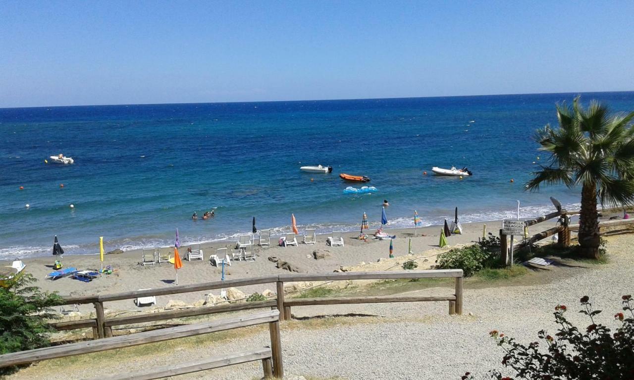 Villa Ida Capo Rizzuto Exteriör bild